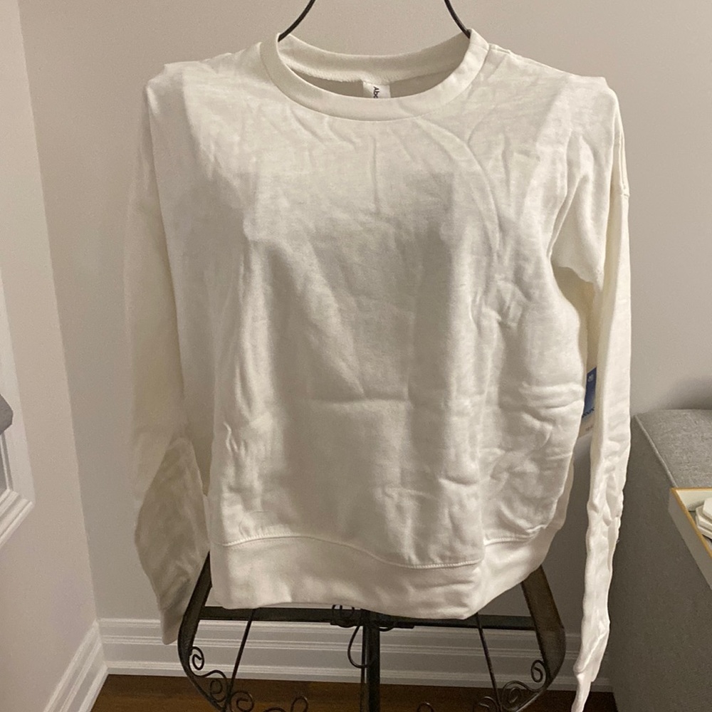 White abound crew neck fleece lined sweater. BNWT